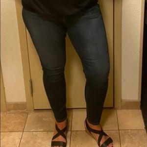 1X Judy Blue Skinny Jeans